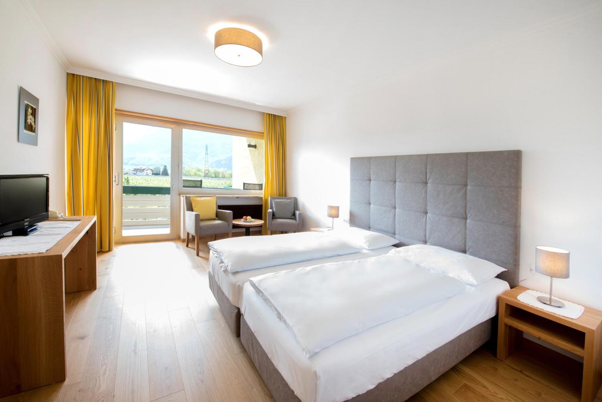 Hotel Greifenstein Terlano Værelse billede