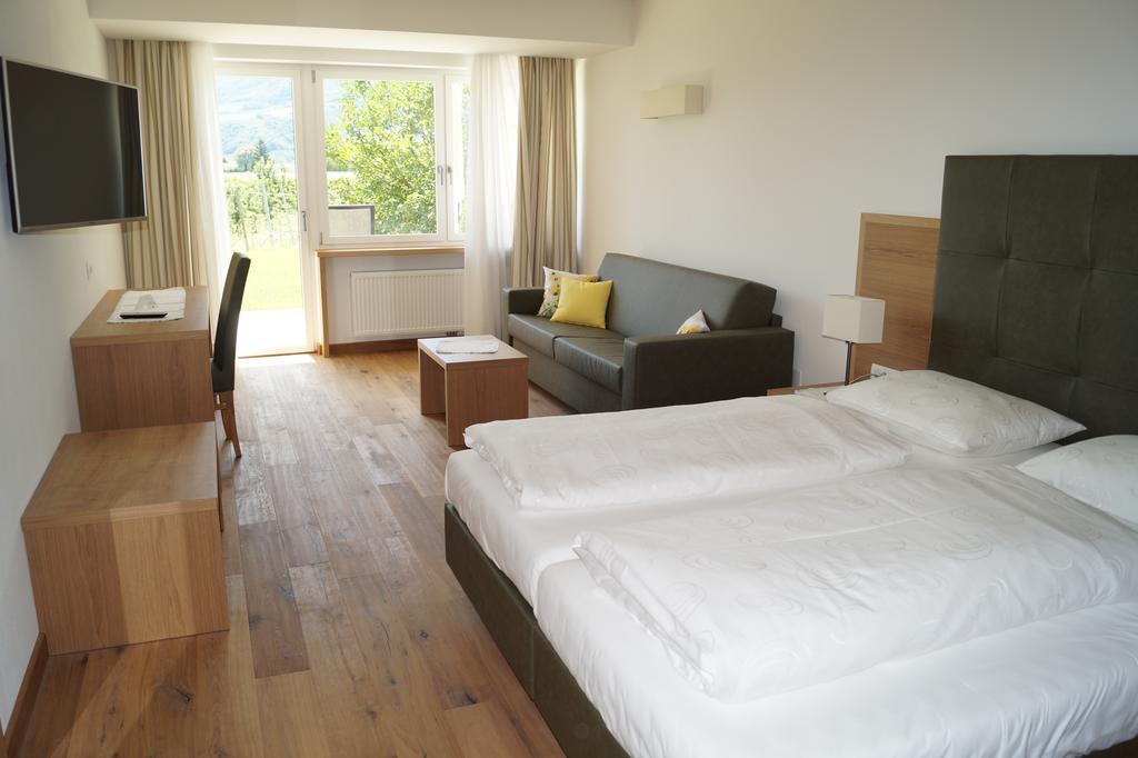 Hotel Greifenstein Terlano Eksteriør billede